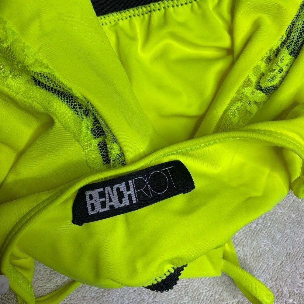 Beach Riot Flutter Bikini Top Neon - Picture 8 of 8